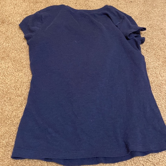 Smart never goes out of style t-shirt. Navy blue and pink and white. - Picture 2 of 2